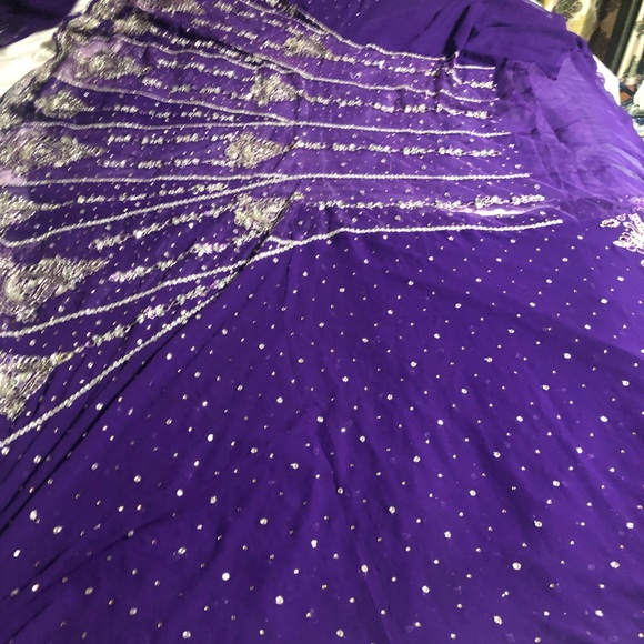 Purple Sari with Blouse - Traditional Wear - Picture 4 of 9